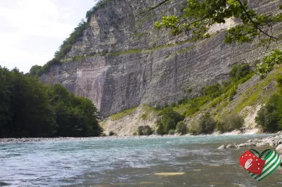 Кодорское ущелье + Шакуранский водопад (каньон)