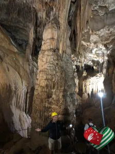 Святые места Восточной Абхазии+ Отапская пещера